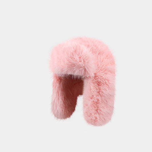 Chapka en fourrure rose – Style audacieux et douceur assurée